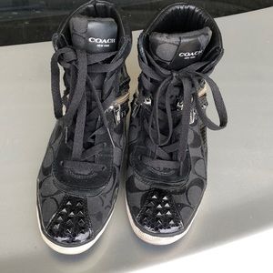 Coach wedge shoes size 5.5
